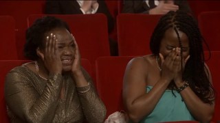 Oscars: Daniel Kaluuya’s Mom Adorably Mortified After He Thanks Parents for Having Sex (Video)