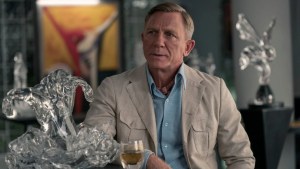 Daniel Craig in "Glass Onion: A Knives Out Mystery" (Credit: Netflix)