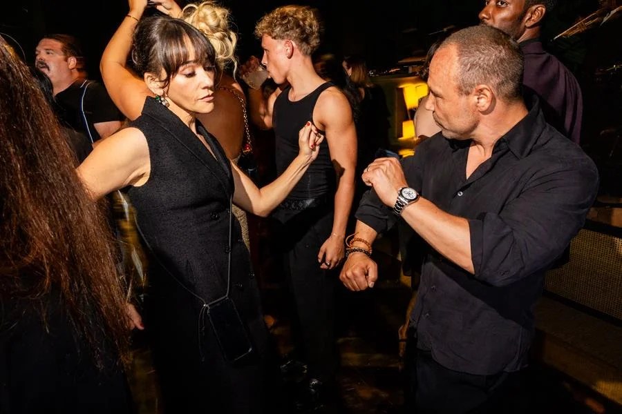 Rashida Jones and Stephen Graham do a little dance at the Netflix Emmy After Party at Nya Studios West in Hollywood. (Charley Gallay, Gonzalo Marroquin, Roger Kisby/Getty Images)